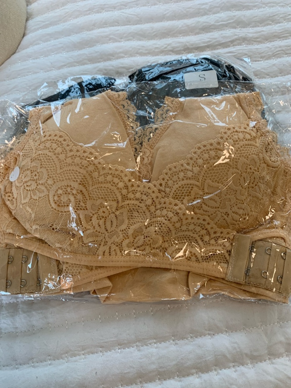 2 bras Lace Trim 1 Nude 1 black Soft comfort still in Packaging small